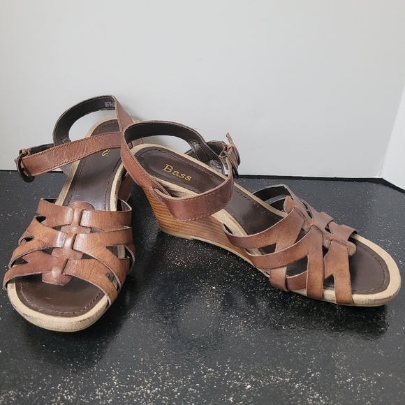 Bass Brown Leather Wedge Sandals - Picture 1 of 8
